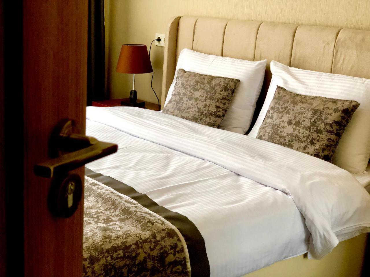 Tbili Hotel ティビリシ 部屋 写真