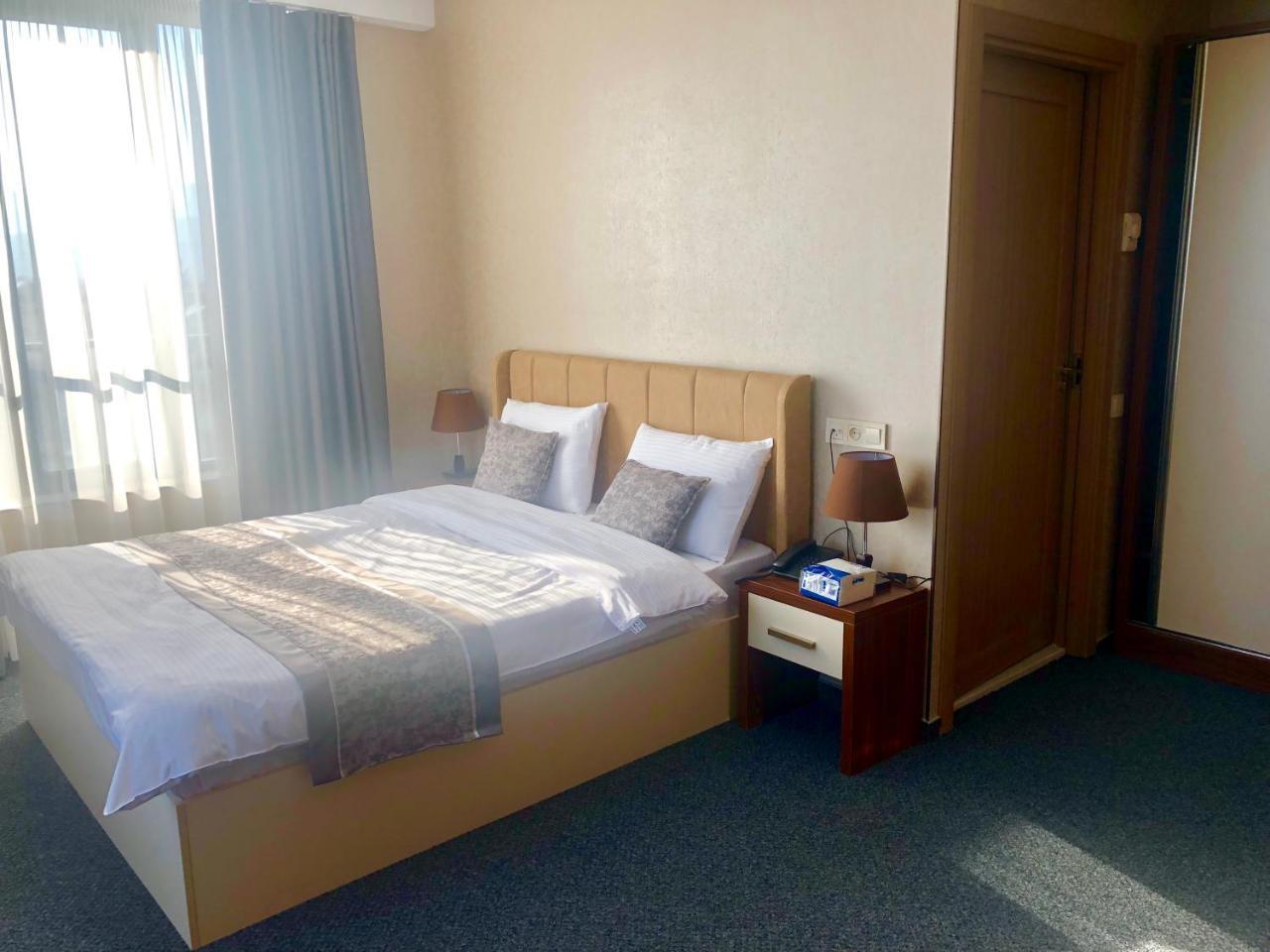 Tbili Hotel ティビリシ 部屋 写真