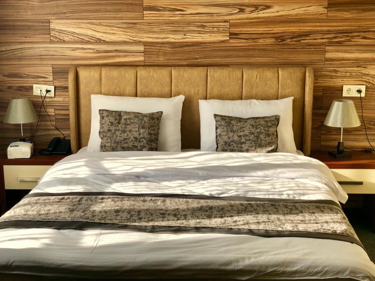 Tbili Hotel ティビリシ 部屋 写真