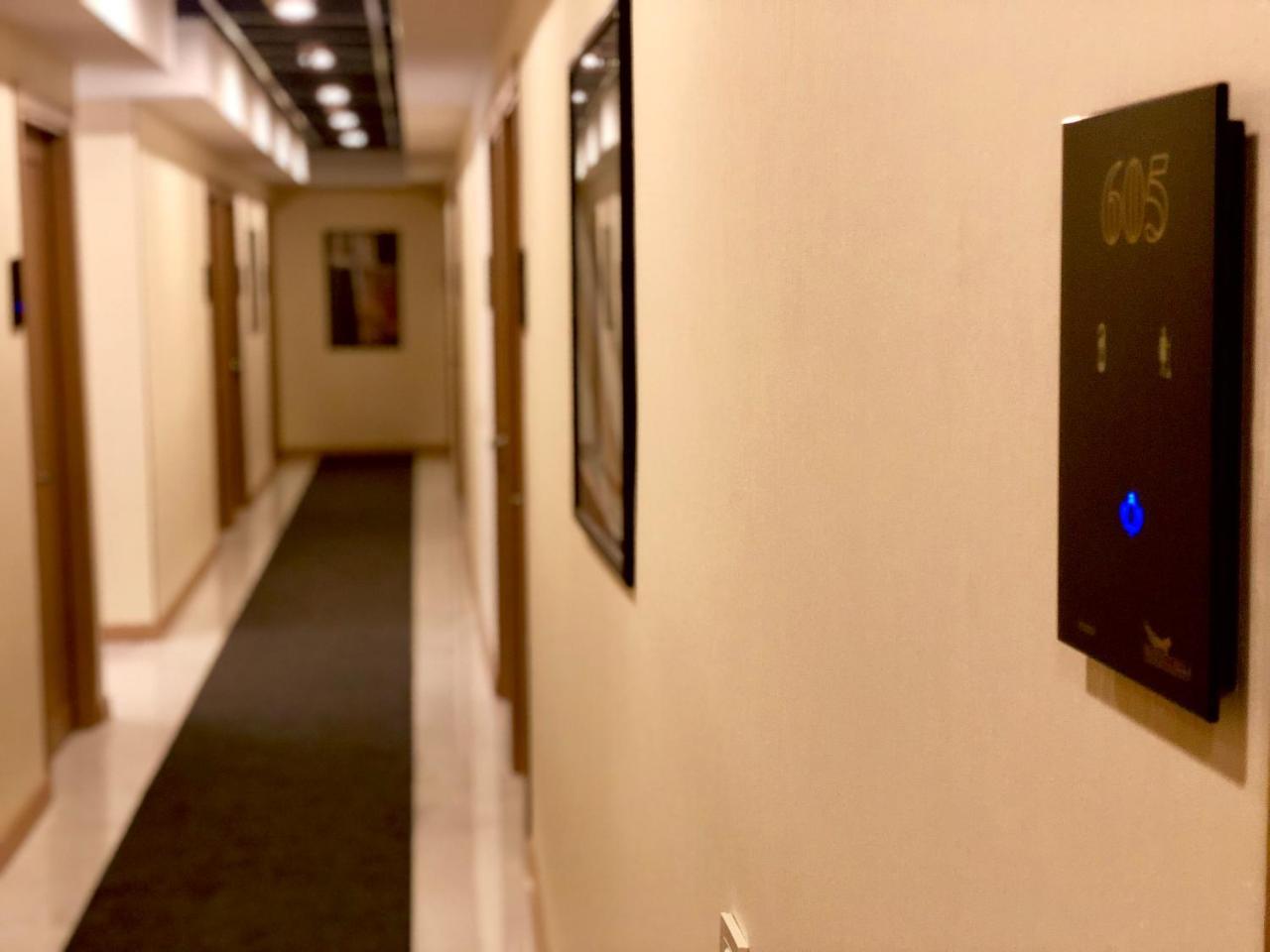 Tbili Hotel ティビリシ エクステリア 写真